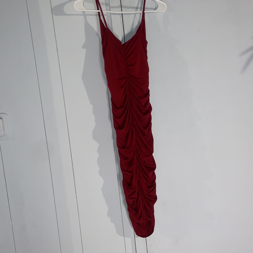 Like new Burgundy midi dress - Picture 5 of 5